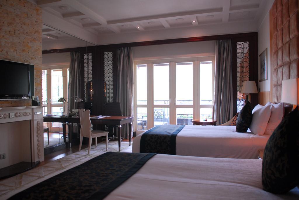 Oct Hotel Shenzhen Interlaken Main Building מראה חיצוני תמונה